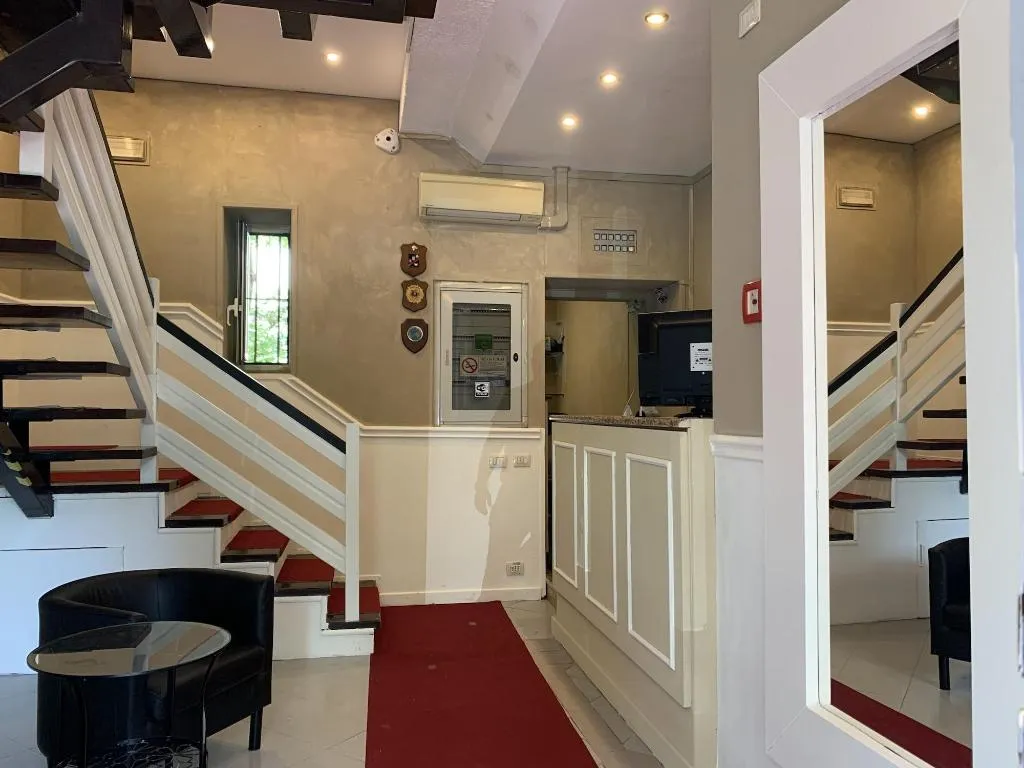 Lobby, Hotel Aurelia, Milan