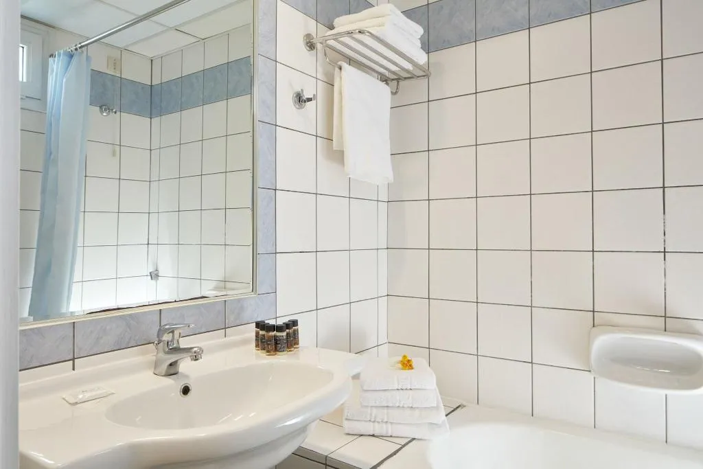 DOUBLE STANDARD Room, Candia Hotel, Athens