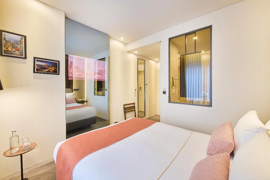 SINGLE STANDARD Room, Moon and Sun Porto, Porto