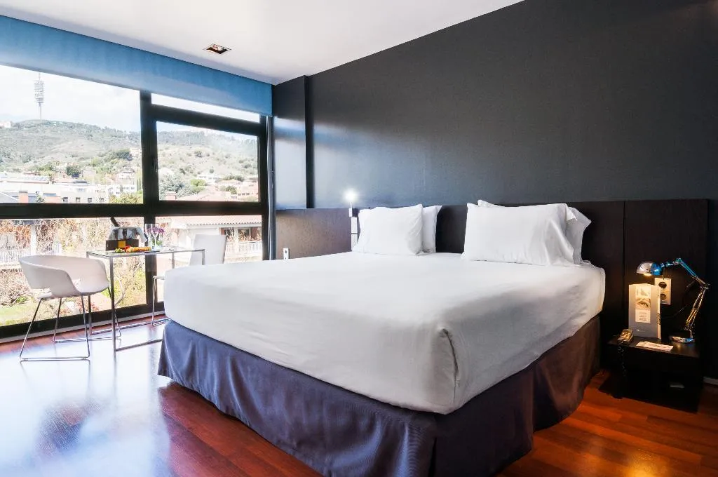 Double or Twin WITH VIEWS Room, Ikonik Angli, Barcelona