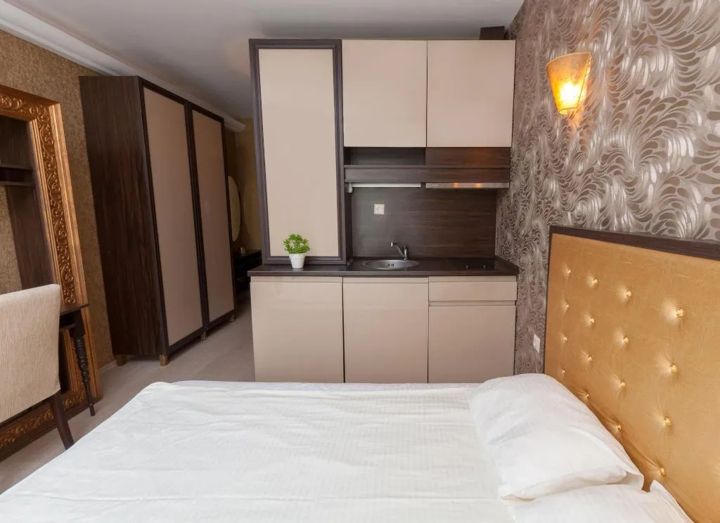 Room, Harmony Suites 2&3, Bourgas