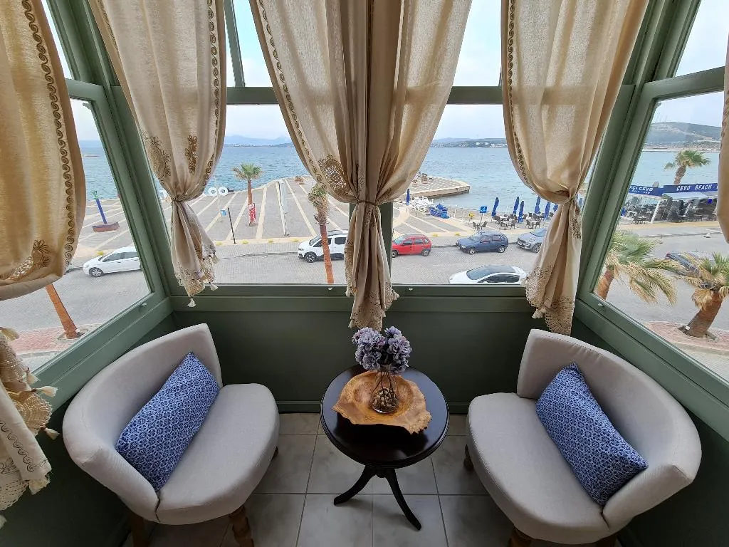 SUITE CAPACITY 6 Room, Cumbalica Hotel, Izmir