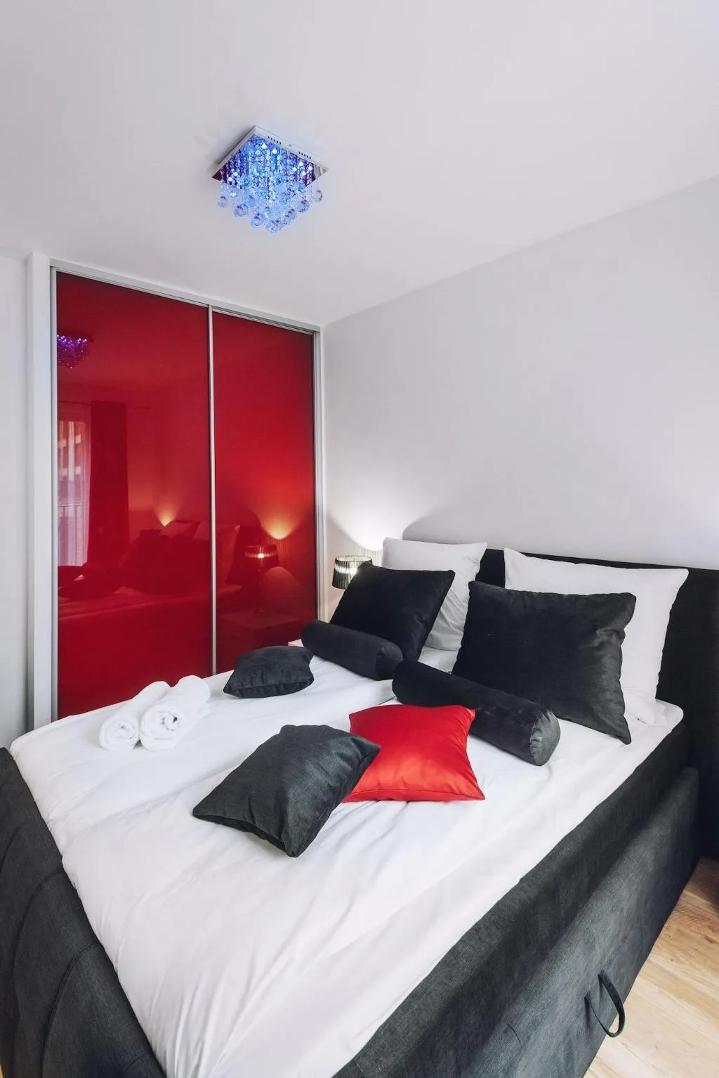 Room, City Lights Apartments, Krakow