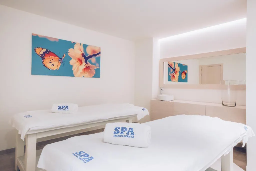 Sports and Entertainment, Iberostar Waves Alcudia Park, Majorca