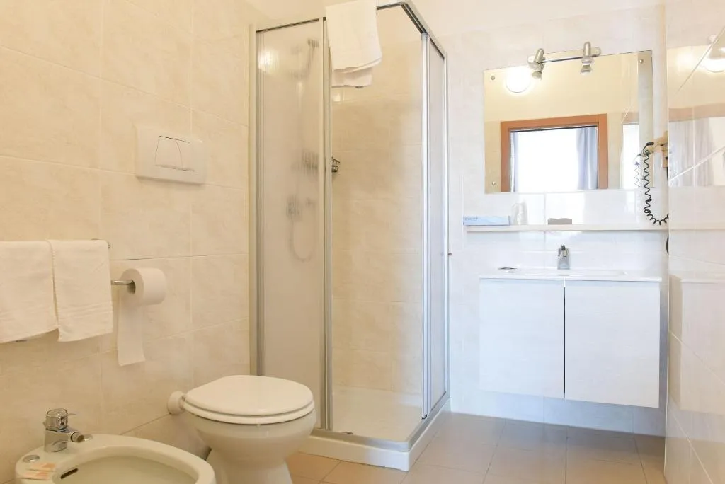 Room, Hotel Venezia, Milan