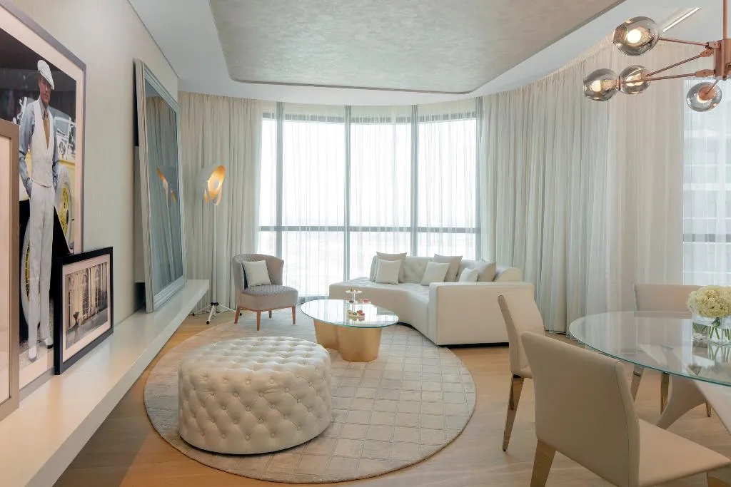 SUITE CLUB Room, Paramount Hotel Dubai, Dubai