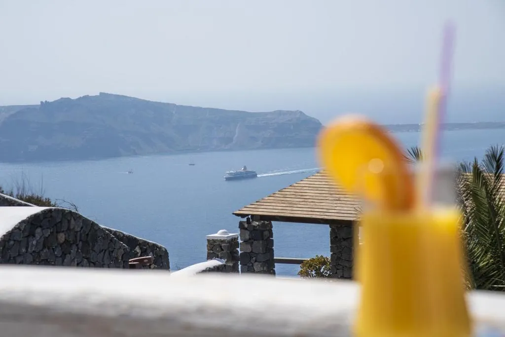 Room, Caldera Memories, Santorini