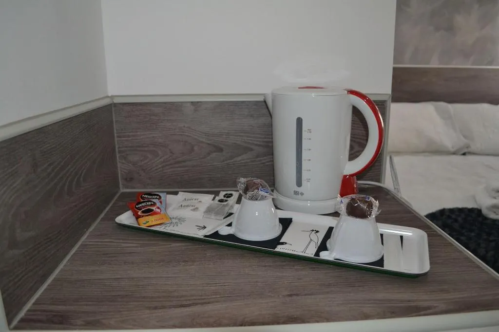 Room, Hostal Meyra, Madrid