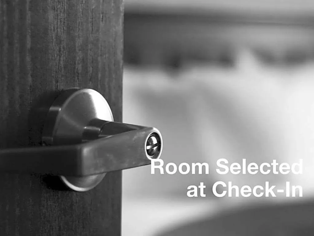 Room, Minoa, Athens