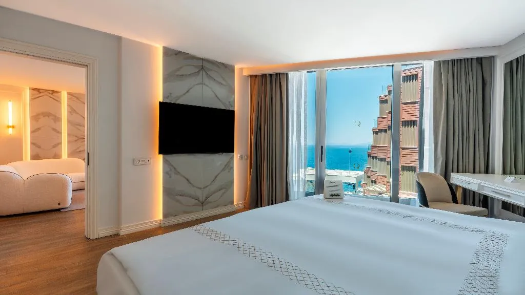 SUITE STANDARD Room, Qlusive Hotel, Izmir