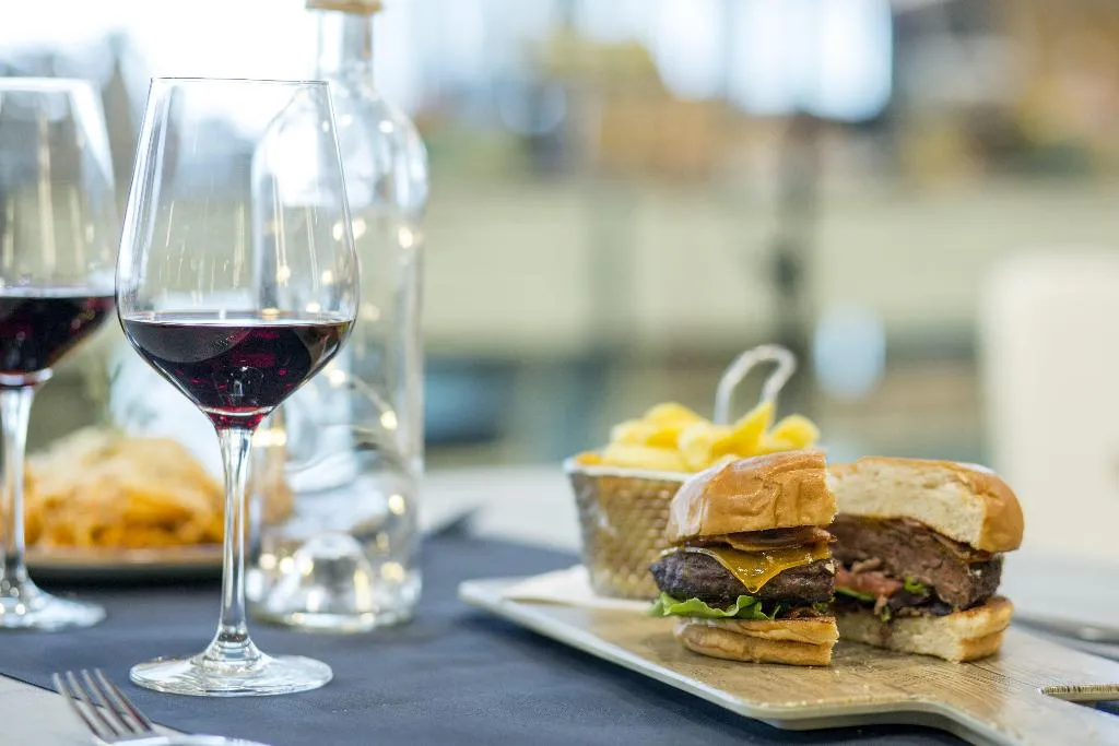 Restaurant, Crowne Plaza Madrid Airport, Madrid