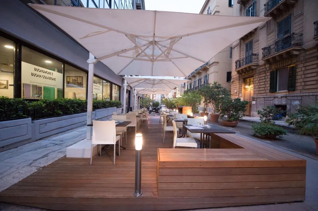 Terrace, Cristal Hotel Palermo, Palermo