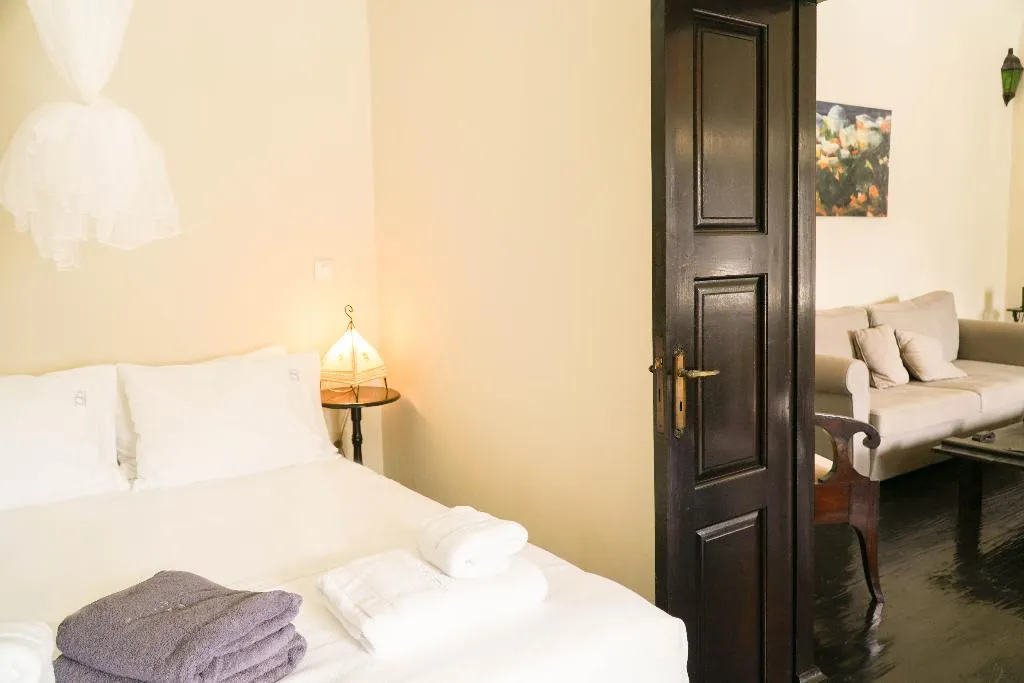 VILLA TWO BEDROOMS WITH PRIVATE POOL Room, Santorini Heritage Villas & Mansions, Santorini