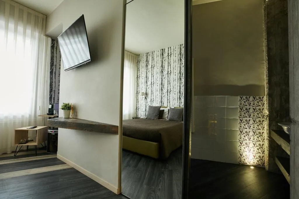JUNIOR SUITE WITH DOUBLE BED Room, 15 Quindici By Serendipity Rooms, Milan