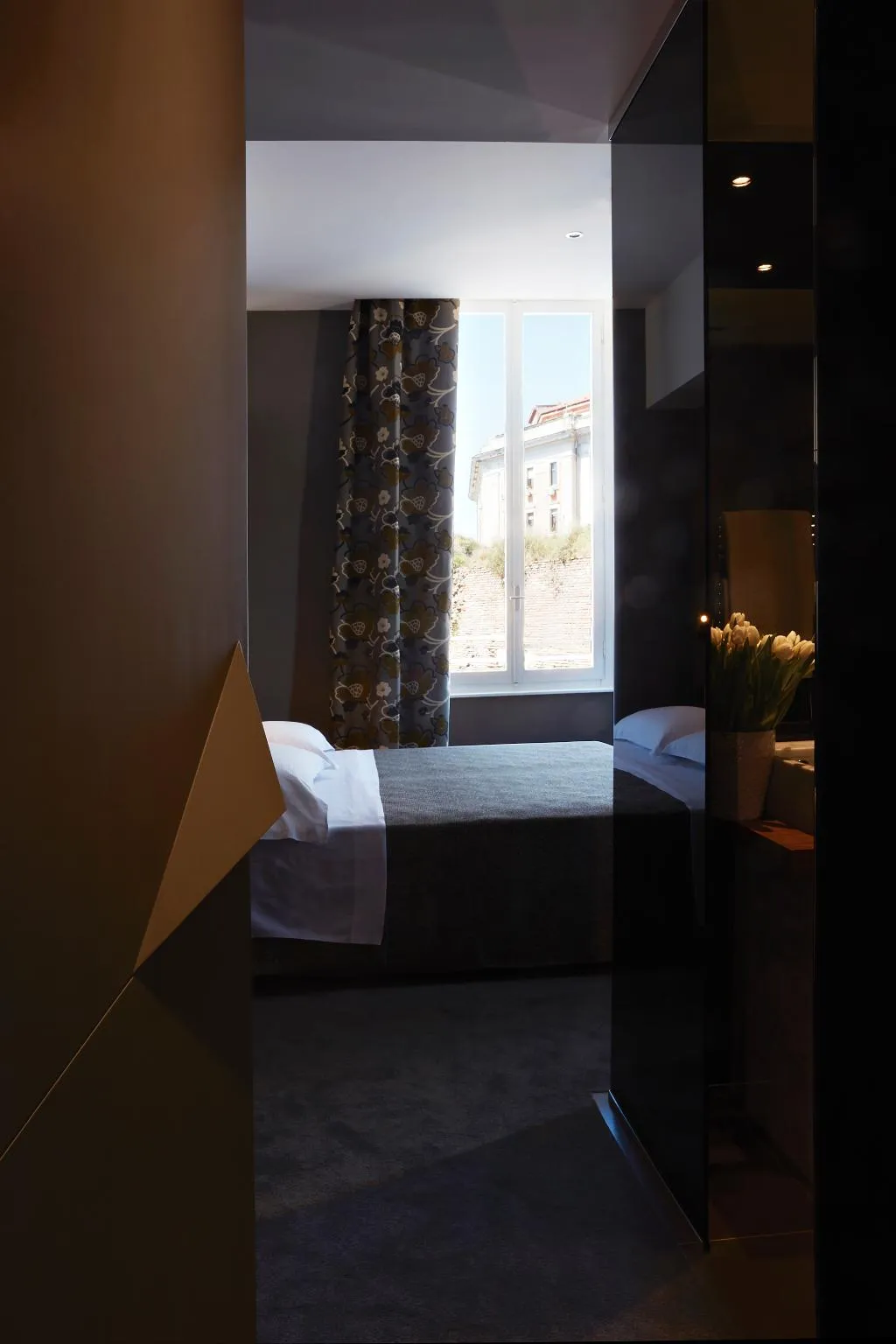 TRIPLE STANDARD Room, The Building, Rome