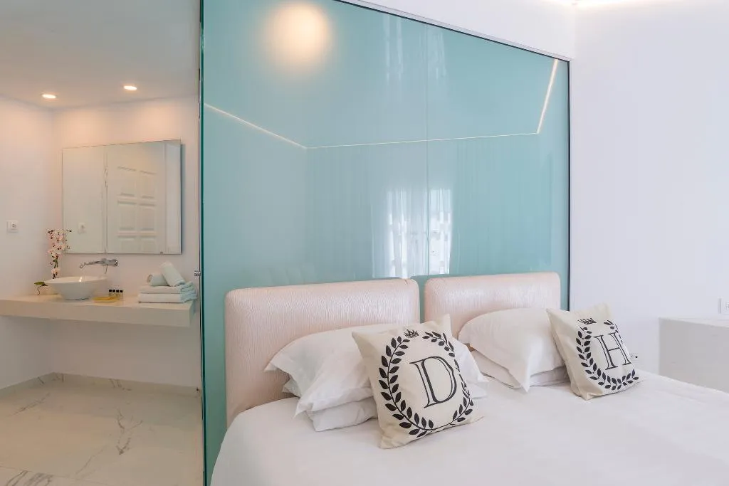 JUNIOR SUITE POOL VIEW Room, Dionysos Luxury Hotel Mykonos, Mykonos