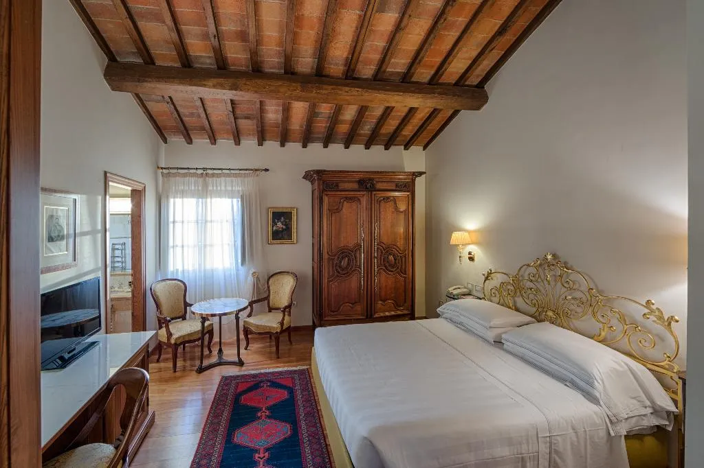 DOUBLE CLASSIC Room, Villa Olmi Firenze, Florence