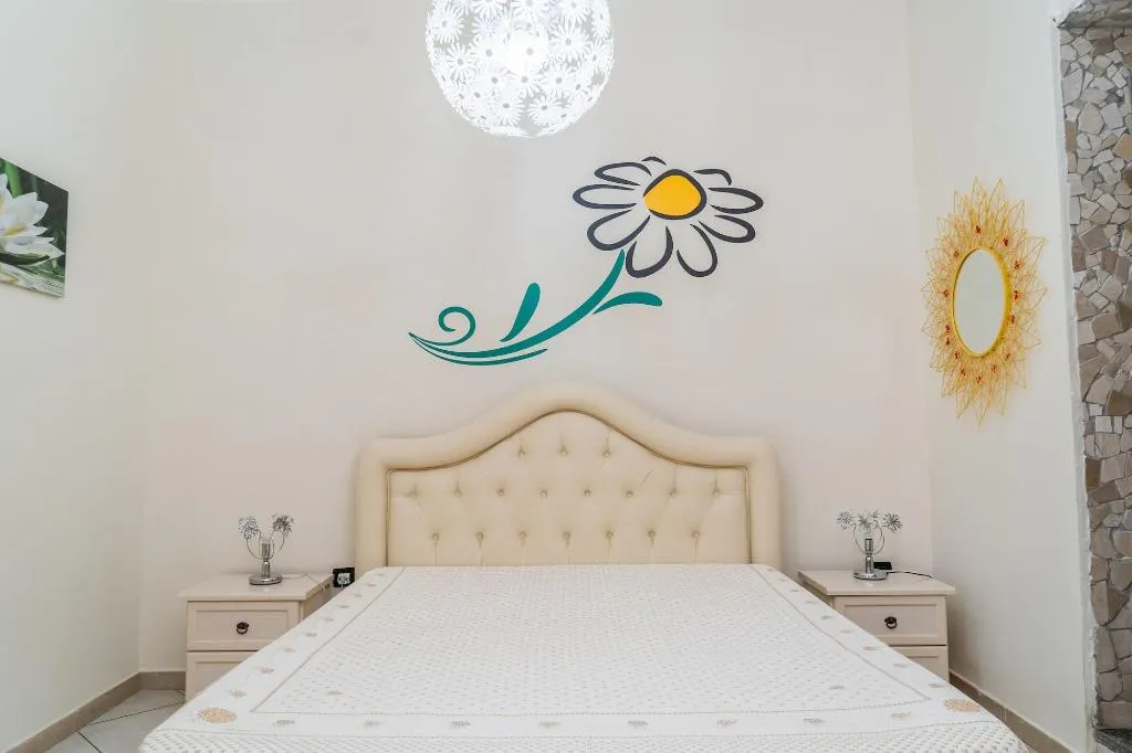 Room, Sanfralù, Naples