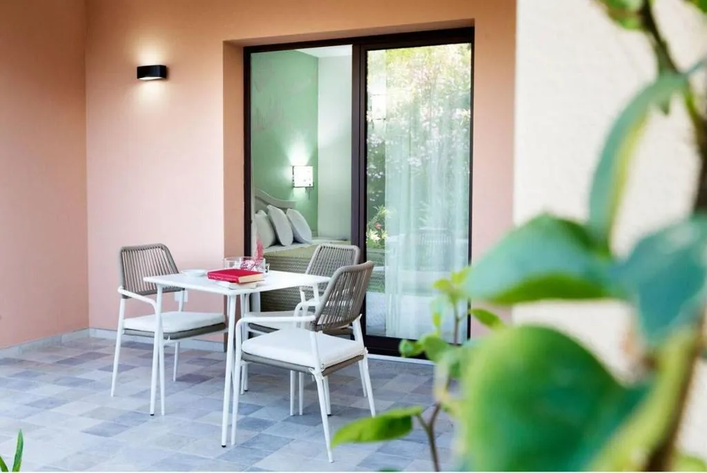 Room, Perdepera Resort, Cagliari