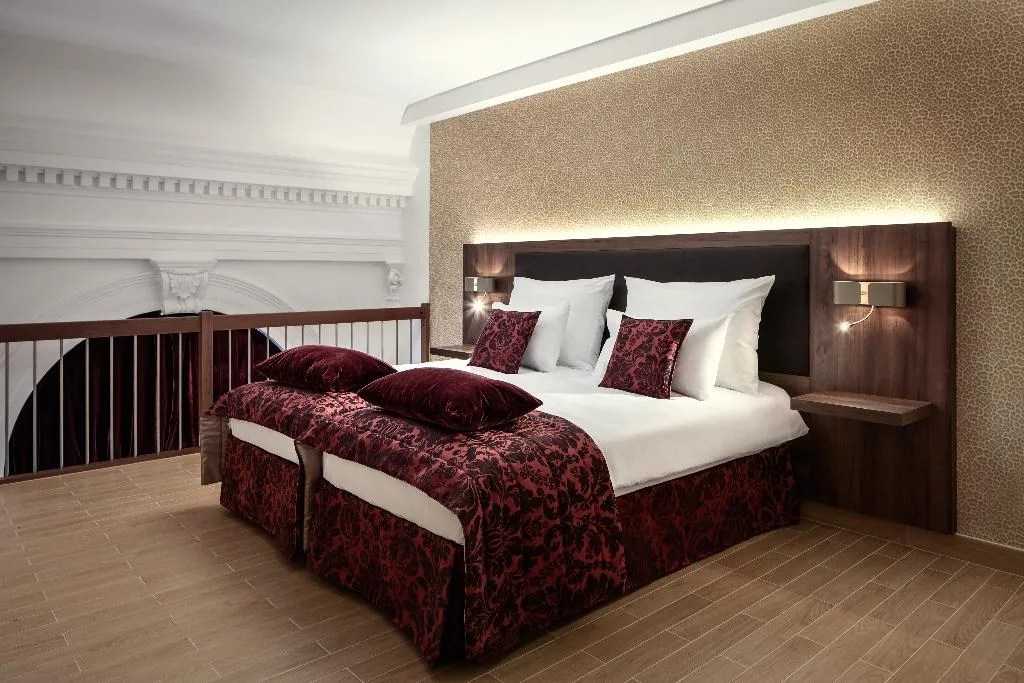 SUITE STANDARD Room, Michelangelo Grand Hotel, Prague