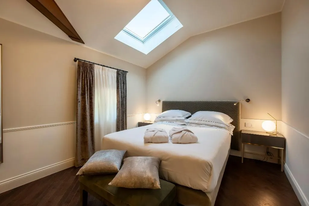 Room, Villa Soligo - Small Luxury Hotels of the World, Venice