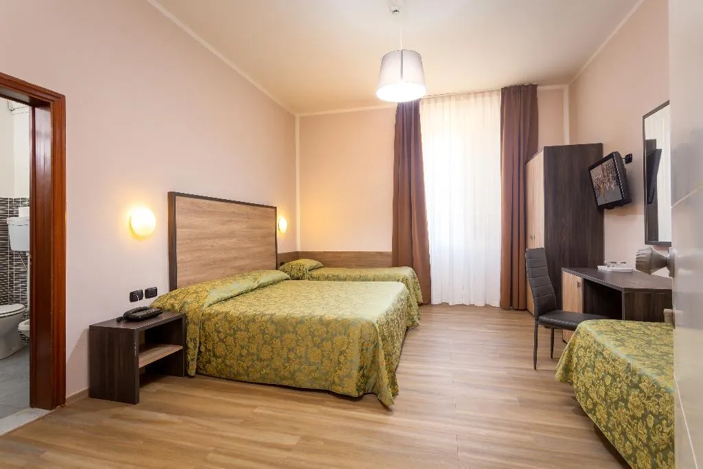 QUADRUPLE STANDARD Room, Basilea, Florence