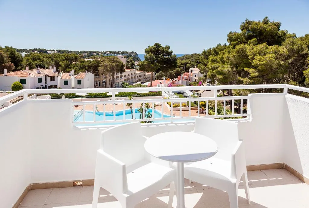 APARTMENT ONE BEDROOM Room, Ilunion Menorca, Menorca
