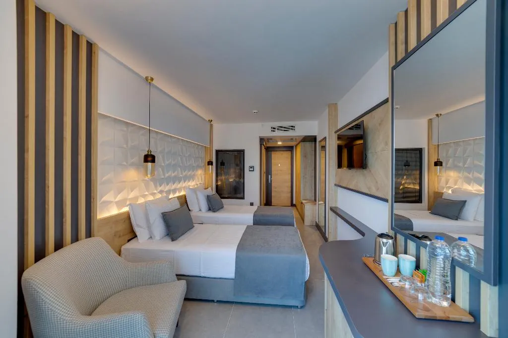 DOUBLE DELUXE SEA VIEW Room, Signature Blue Resort, Izmir