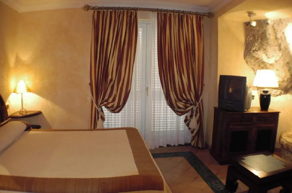 Double or Twin STANDARD Room, Hotel Posa Posa, Naples
