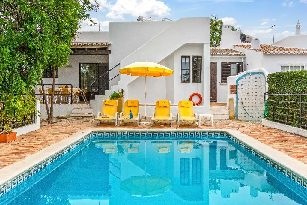 VILLA THREE BEDROOMS Room, Quinta do Paraiso, Algarve