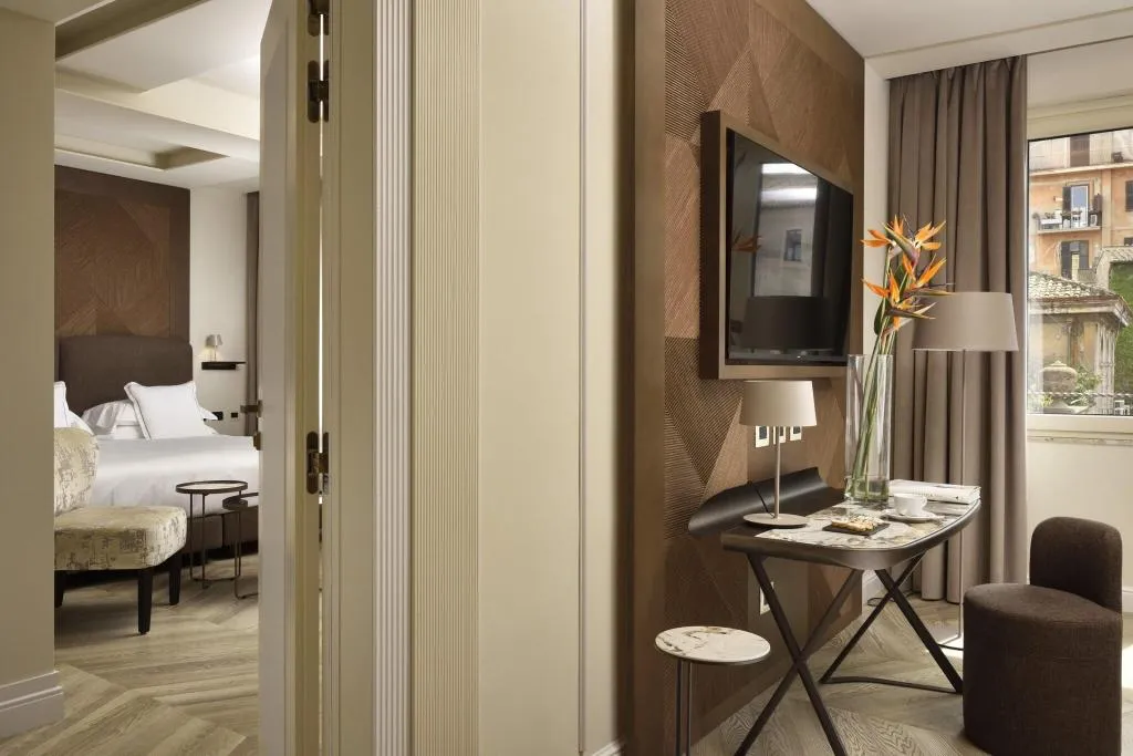 FAMILY ROOM DELUXE WITH VIEWS Room, Grand Hotel Palatino, Rome