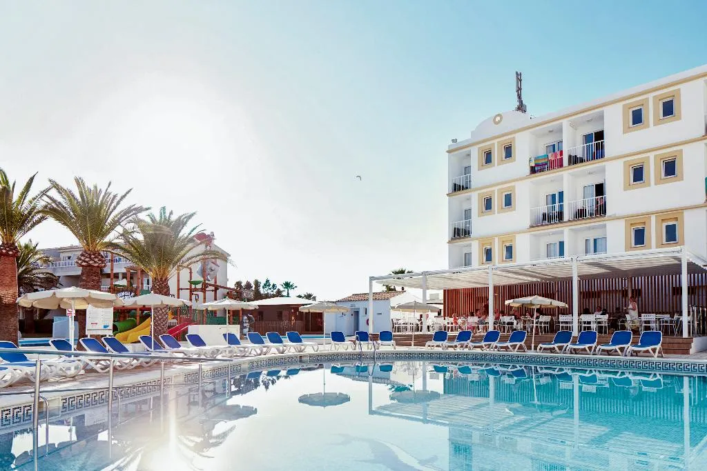 Pool, Hotel Globales Los Delfines, Menorca