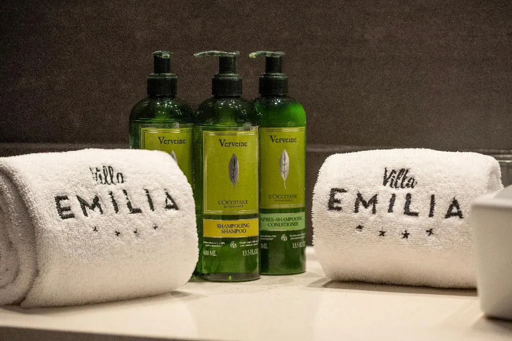 DOUBLE ONE BED Room, Villa Emilia, Barcelona
