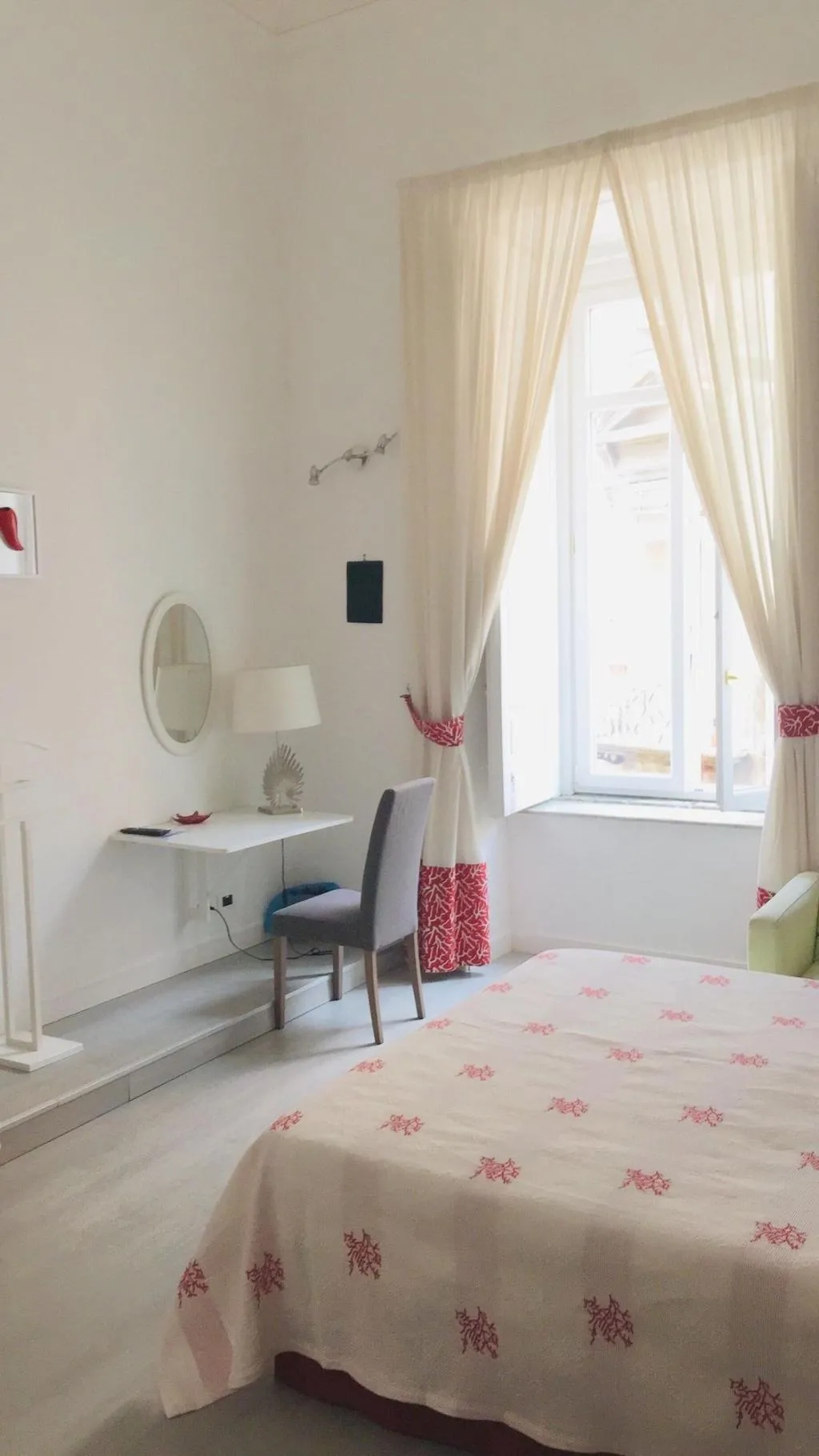 Room, B&B Neapolis Bellini, Naples