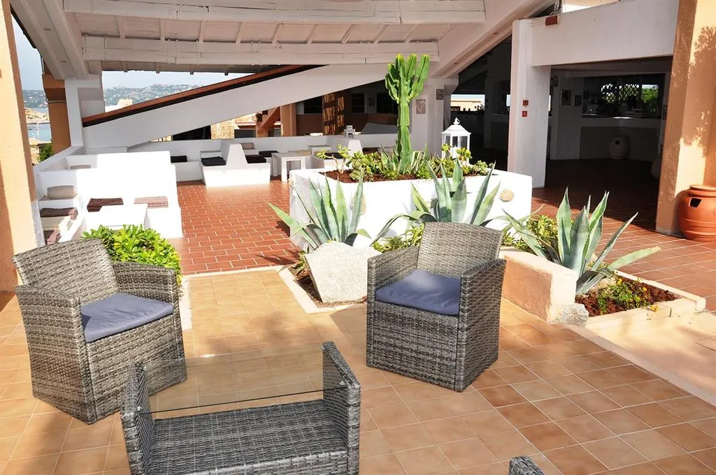 Terrace, Santo Stefano Clubviaggi Maddalena, Olbia