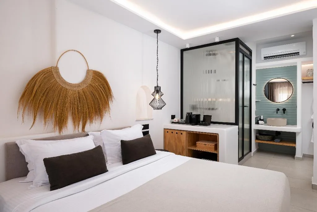 JUNIOR SUITE STANDARD Room, Oliving Mykonos Suites, Mykonos