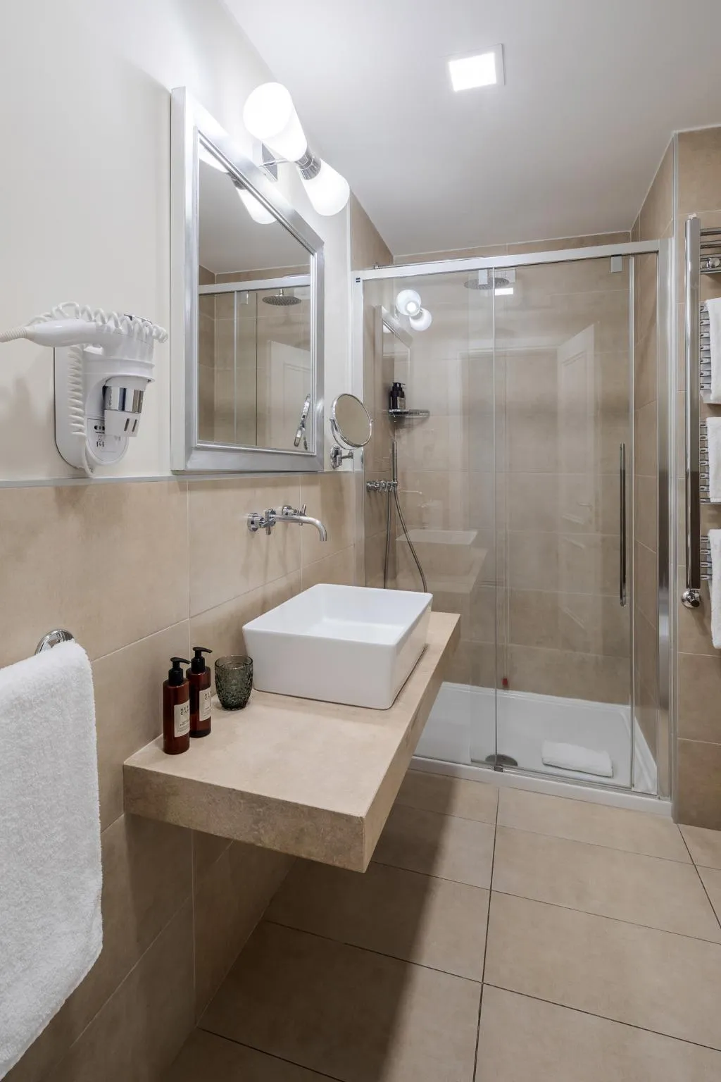 DOUBLE ANNEX Room, Donna Camilla Savelli - VRetreats, Rome