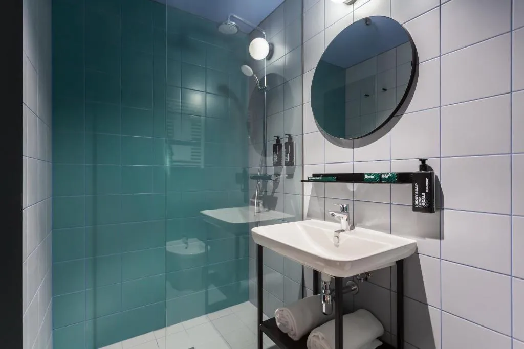 DOUBLE SINGLE USE CLASSIC Room, Cx Milan Nom, Milan