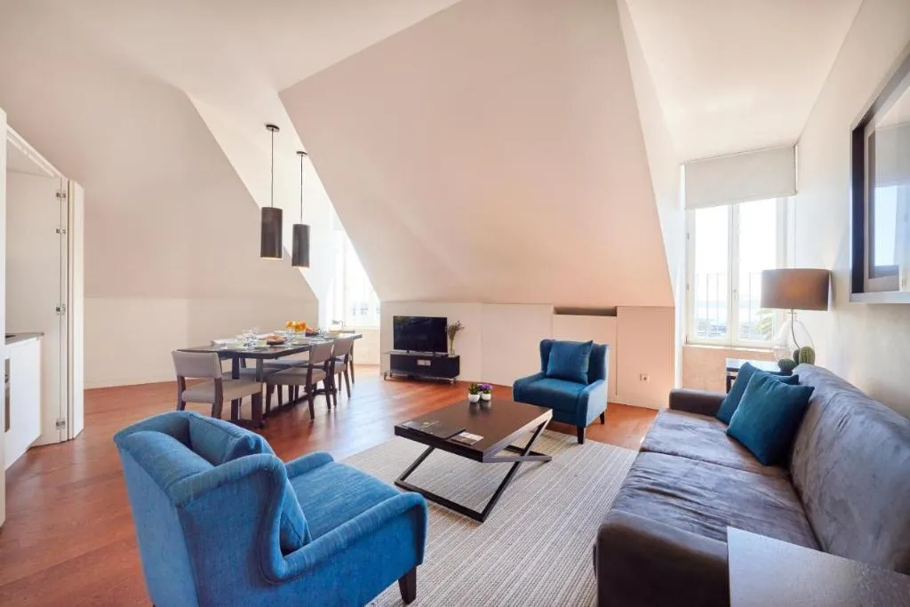 APARTMENT DELUXE ONE BEDROOM Room, Lisbon Five Stars Apartments 8 Building, Lisbon