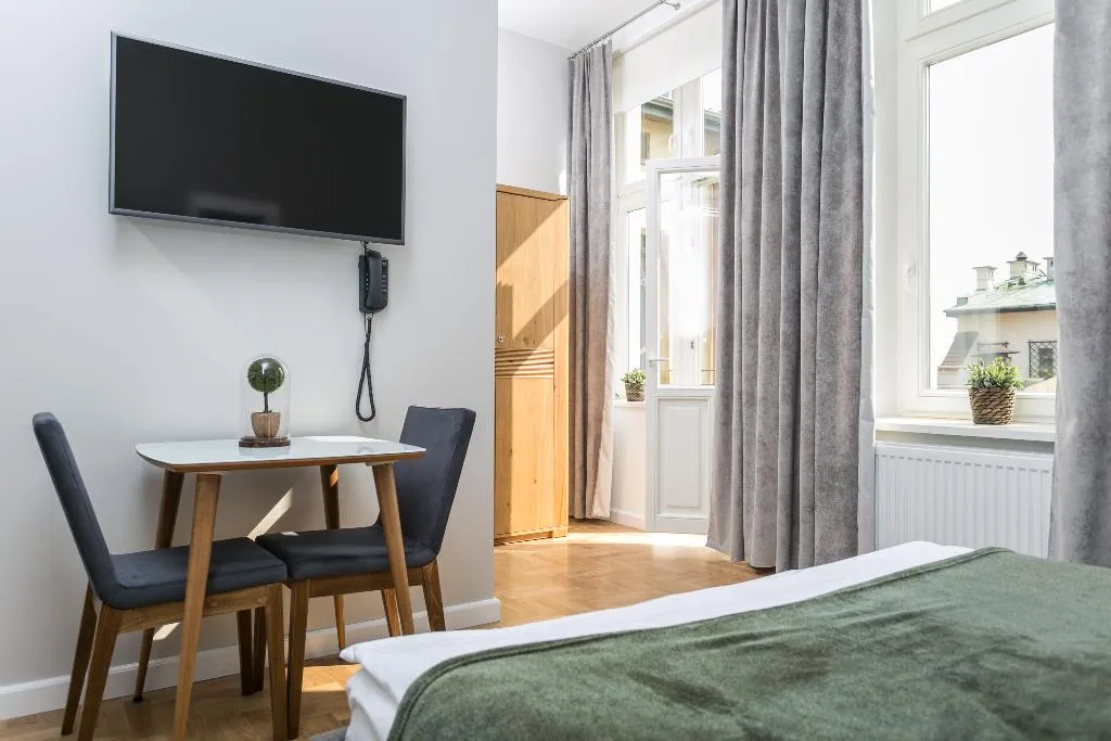 DOUBLE STANDARD Room, Venetian House Market Square Aparthotel, Krakow