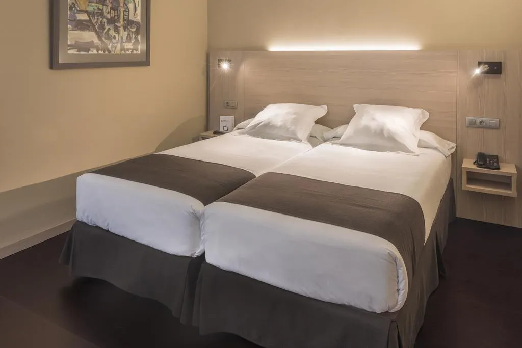 DOUBLE ECONOMY Room, Serhs Rivoli Rambla, Barcelona