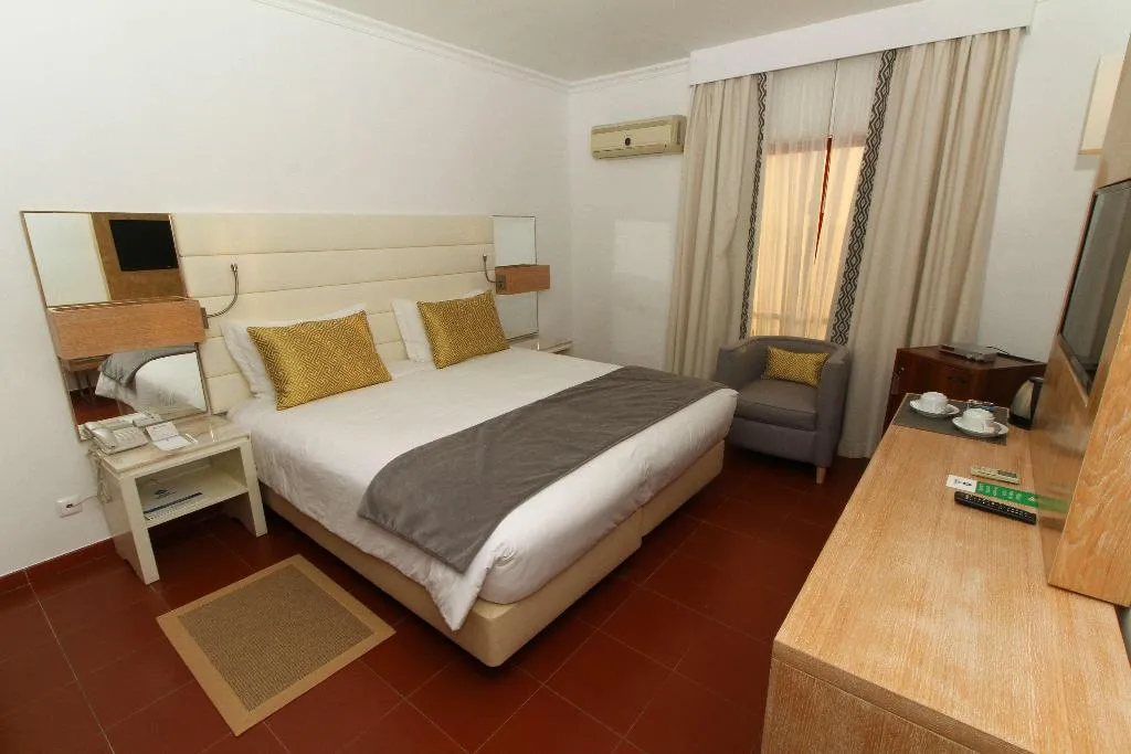 DOUBLE KING SIZE BED Room, Best Western Hotel Dom Bernardo, Algarve