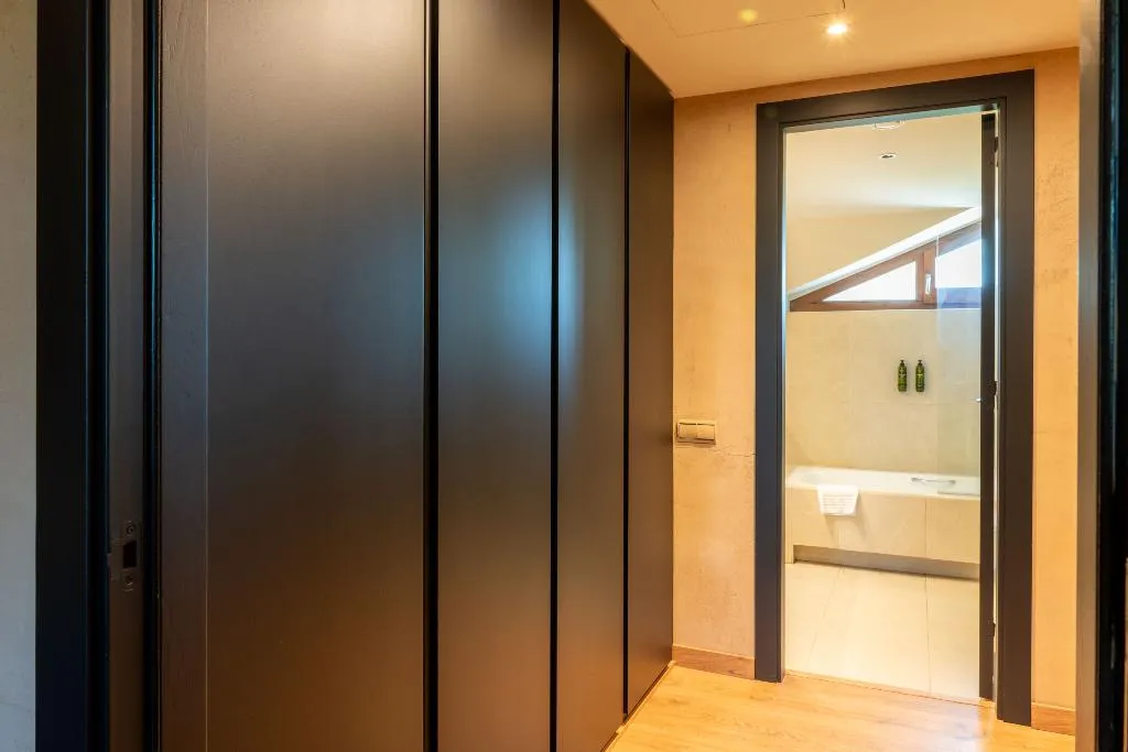 FAMILY ROOM STANDARD Room, Xalet del Golf, Barcelona