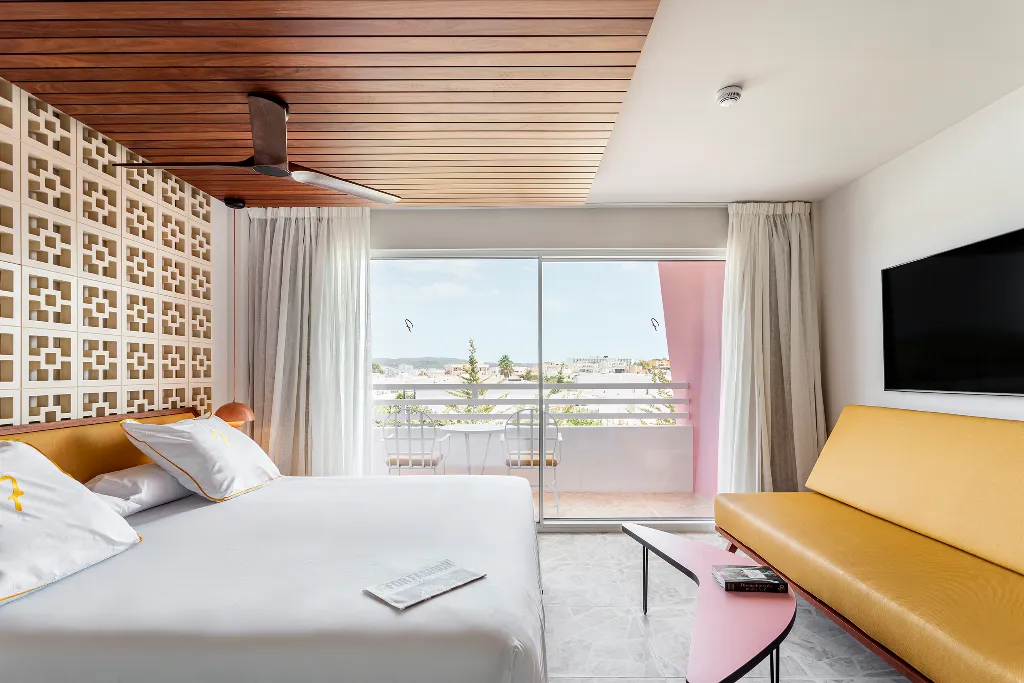 JUNIOR SUITE STANDARD Room, Los Felices Ibiza, Ibiza
