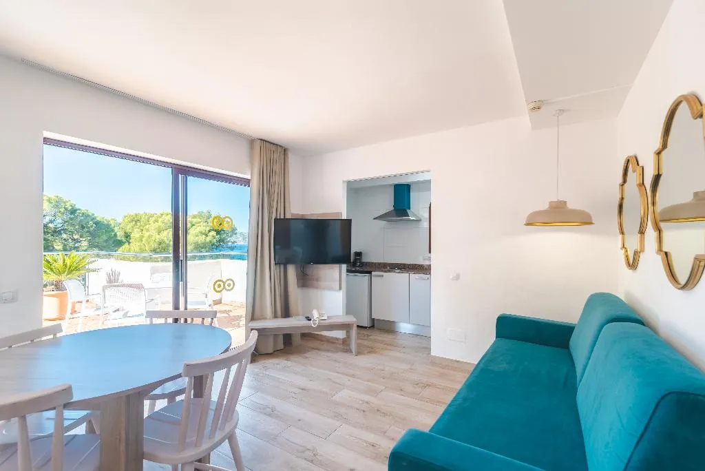 APARTMENT WITH TERRACE Room, Flip Flop Surfing Playa Apartments, Majorca