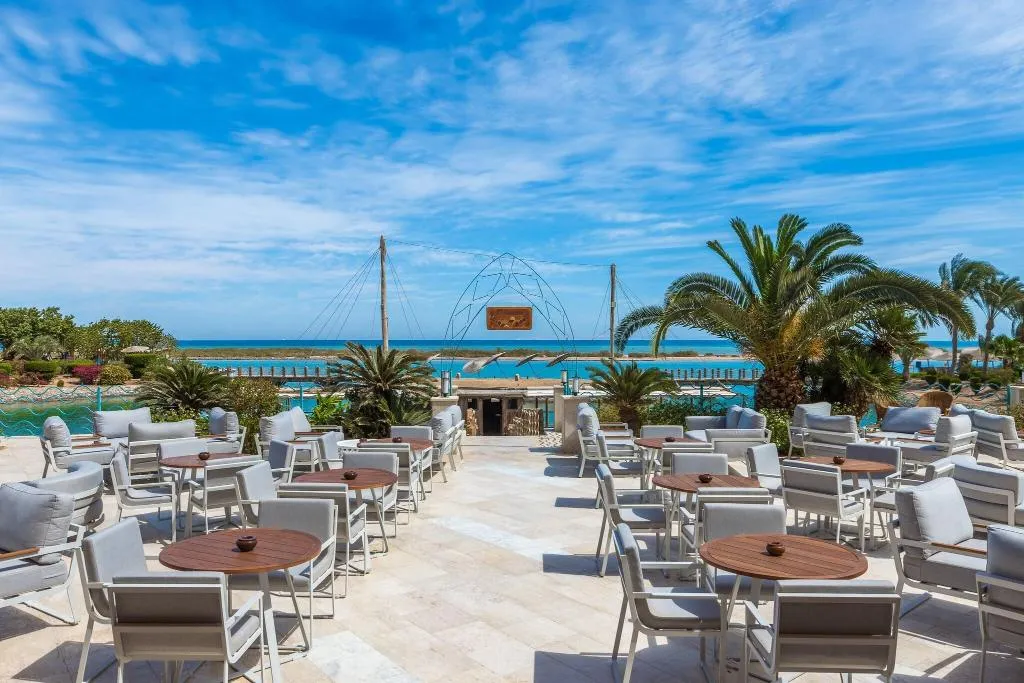 Terrace, Sheraton Miramar, Red Sea Riviera
