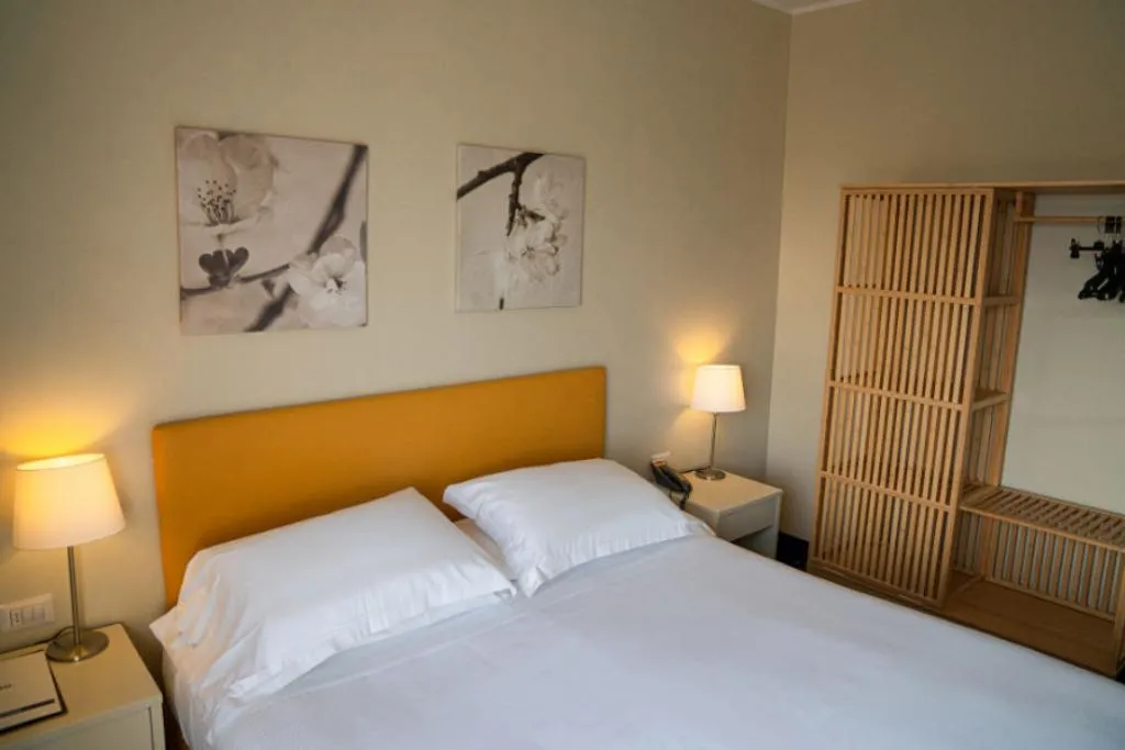 DOUBLE STANDARD Room, Hotel Blaise & Francis, Milan
