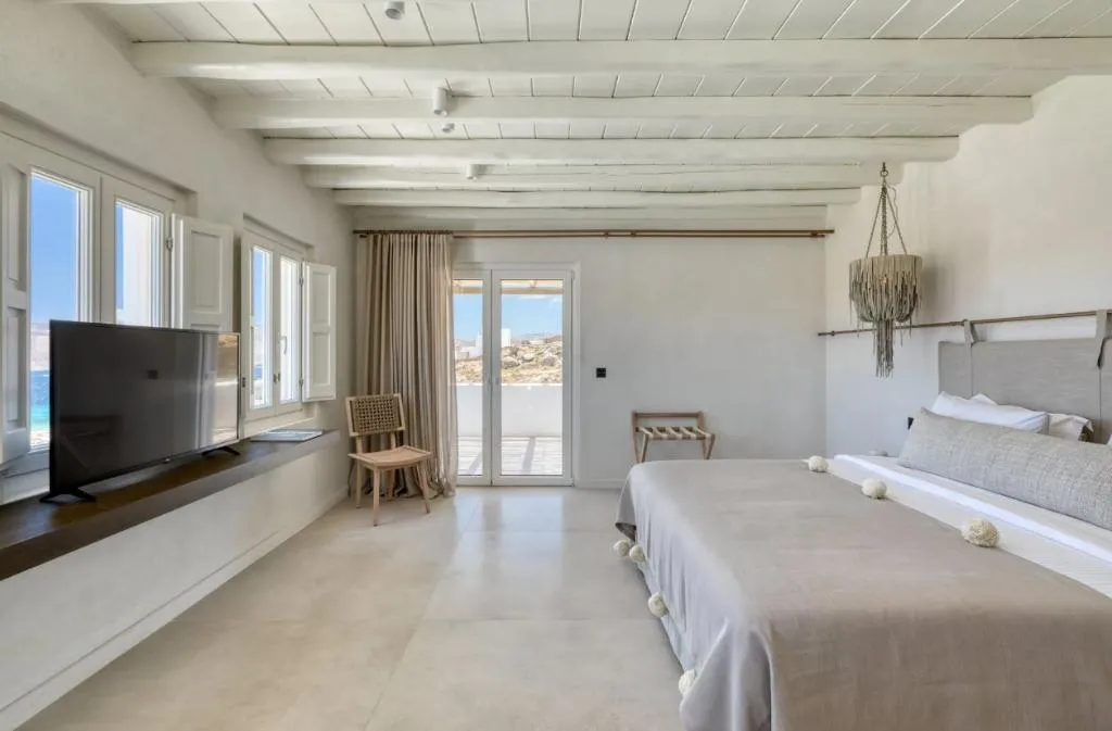 VILLA SEVEN BEDROOMS WITH PRIVATE POOL Room, Mykonos Panormos Villas, Mykonos