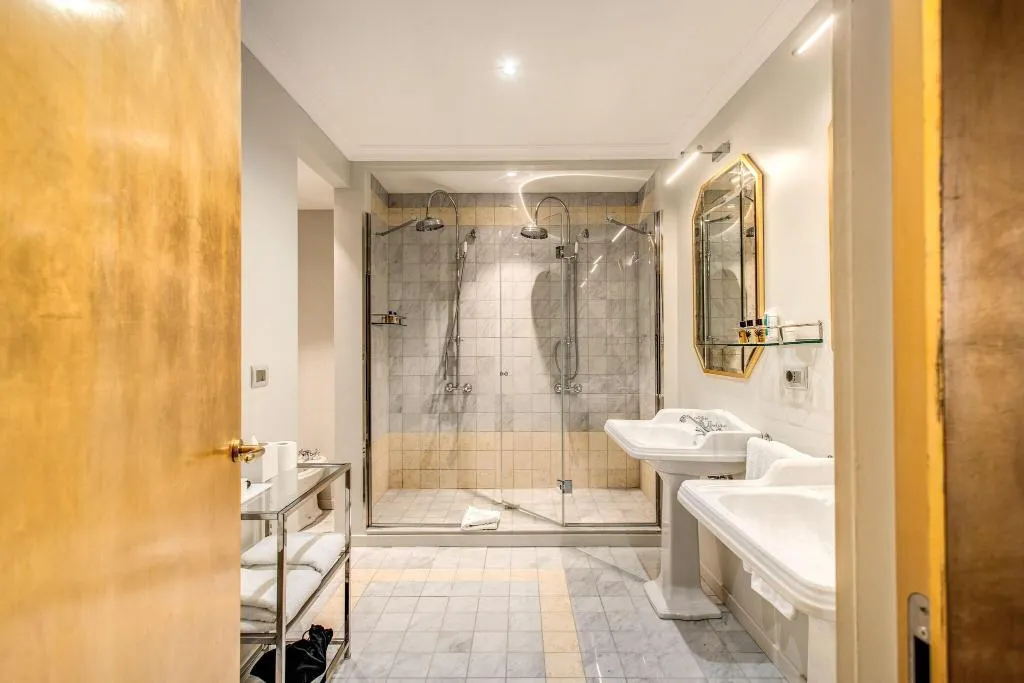 SUITE DELUXE KING BED Room, Martius Private Suites Hotel, Rome