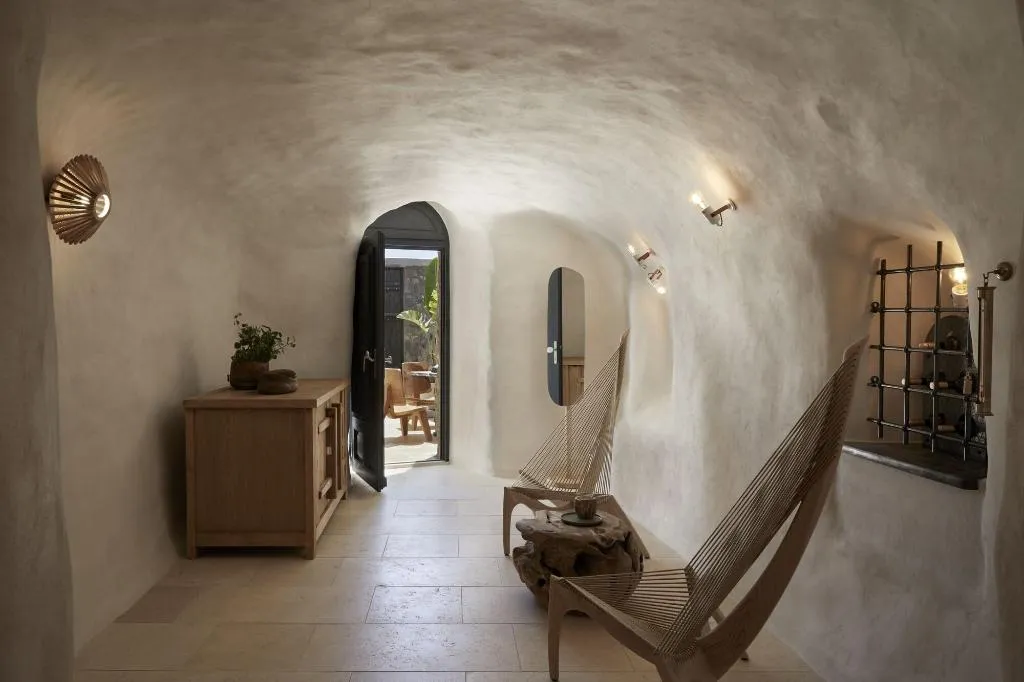 Room, White Pearl Cavalieri, Santorini